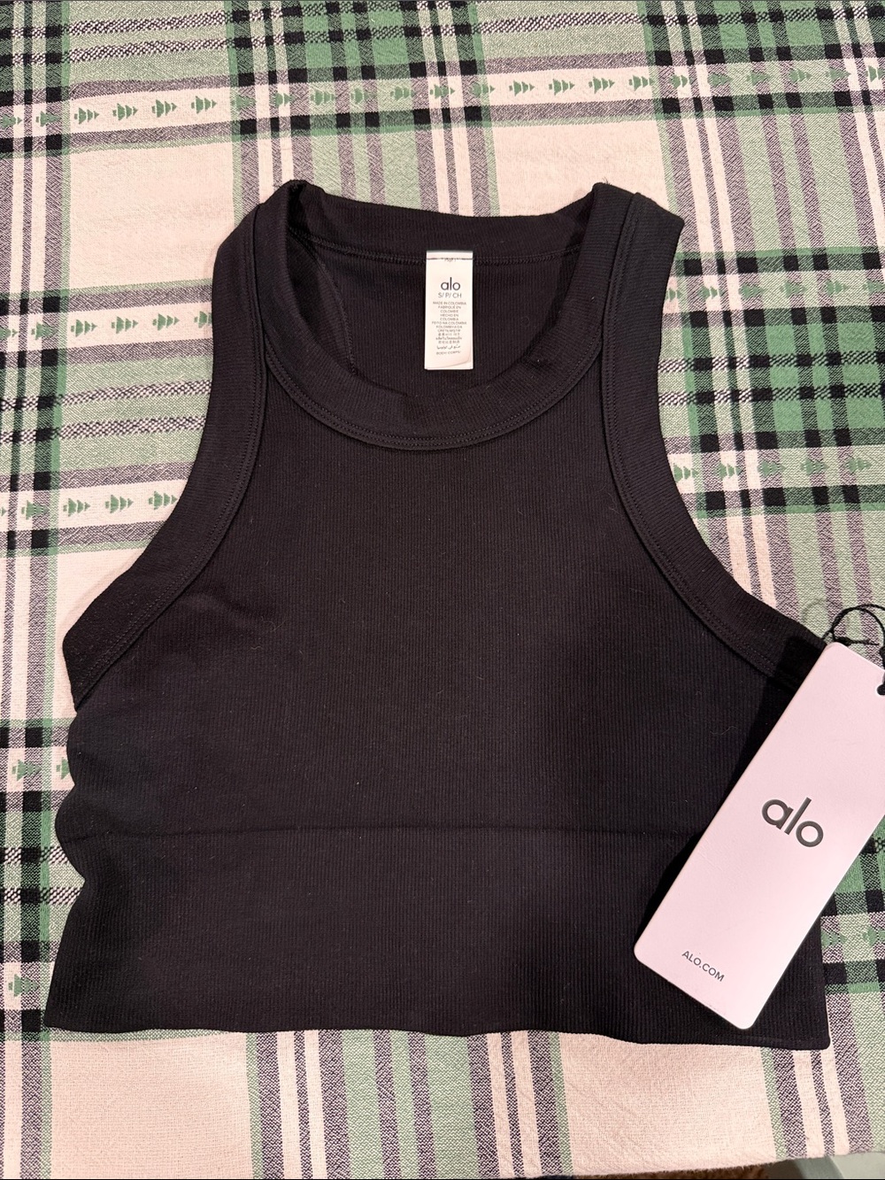 Alo Yoga Ribbed Crop Top in Black Size Small NWT